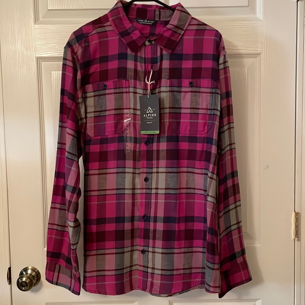 Alpine Design New with tag flannel top